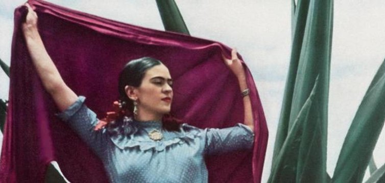 « Frida Kahlo, au-delà des apparences » au Palais Galliera