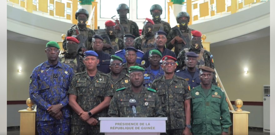 La Guinée « dissout » son gouvernement